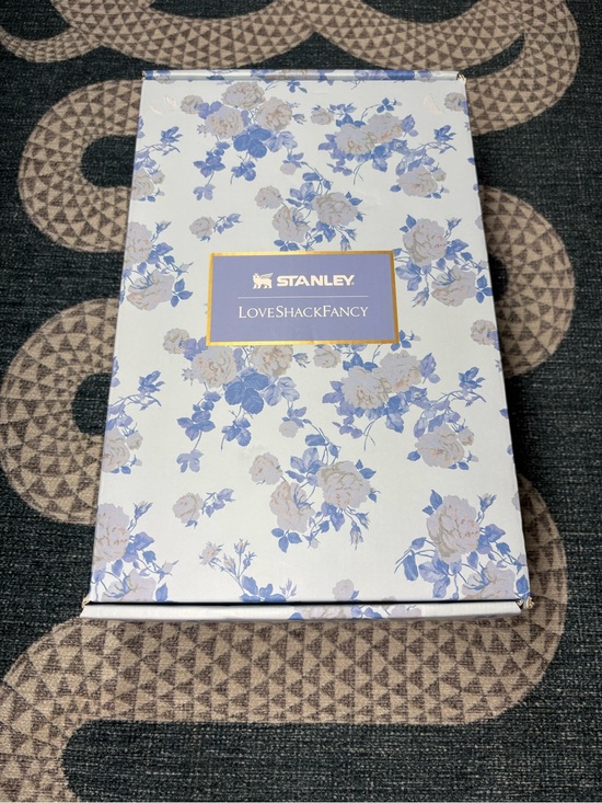 Stanley Other - Stanley Floral Gift Box - Blue & Cream with Gold Accent
